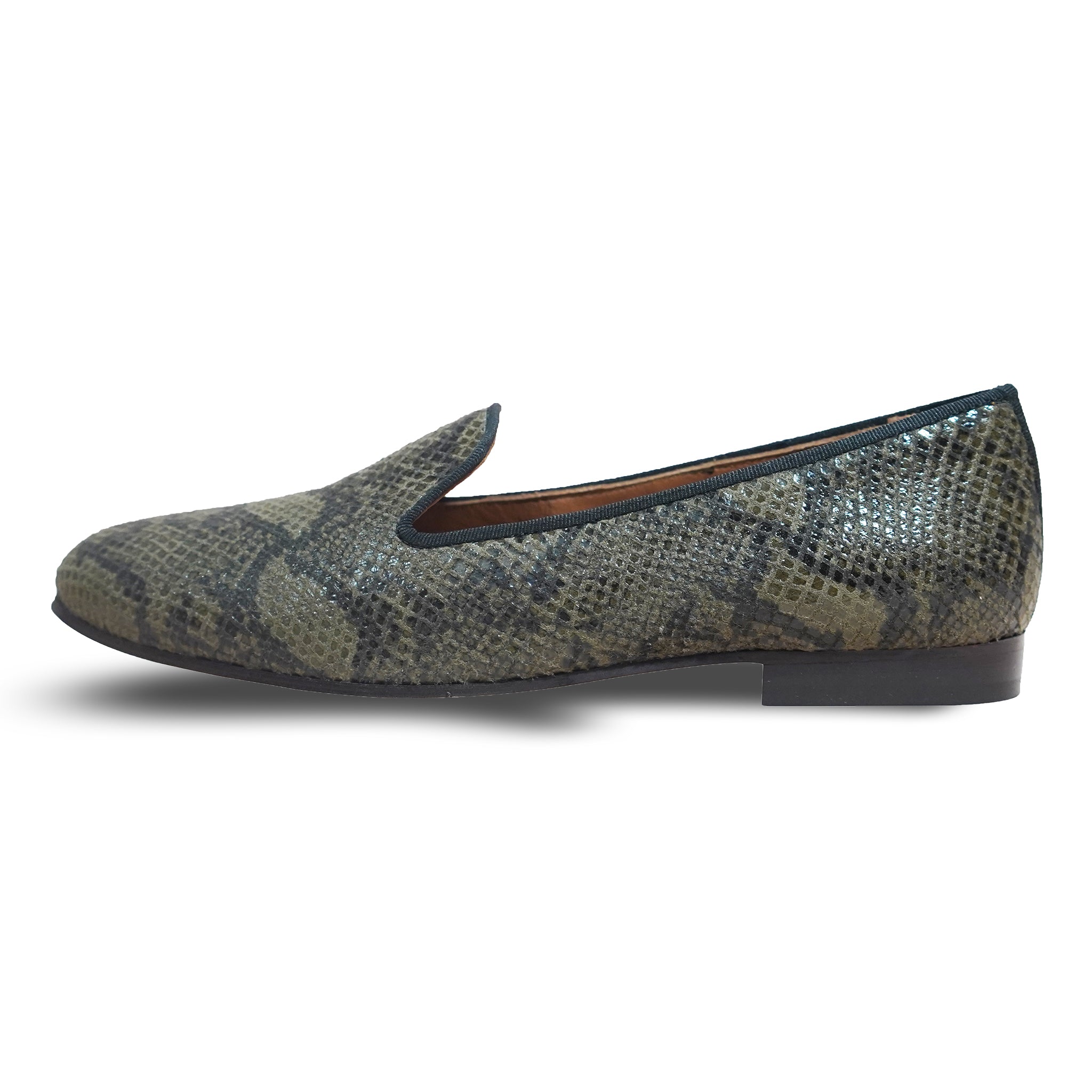 velvet slippers women